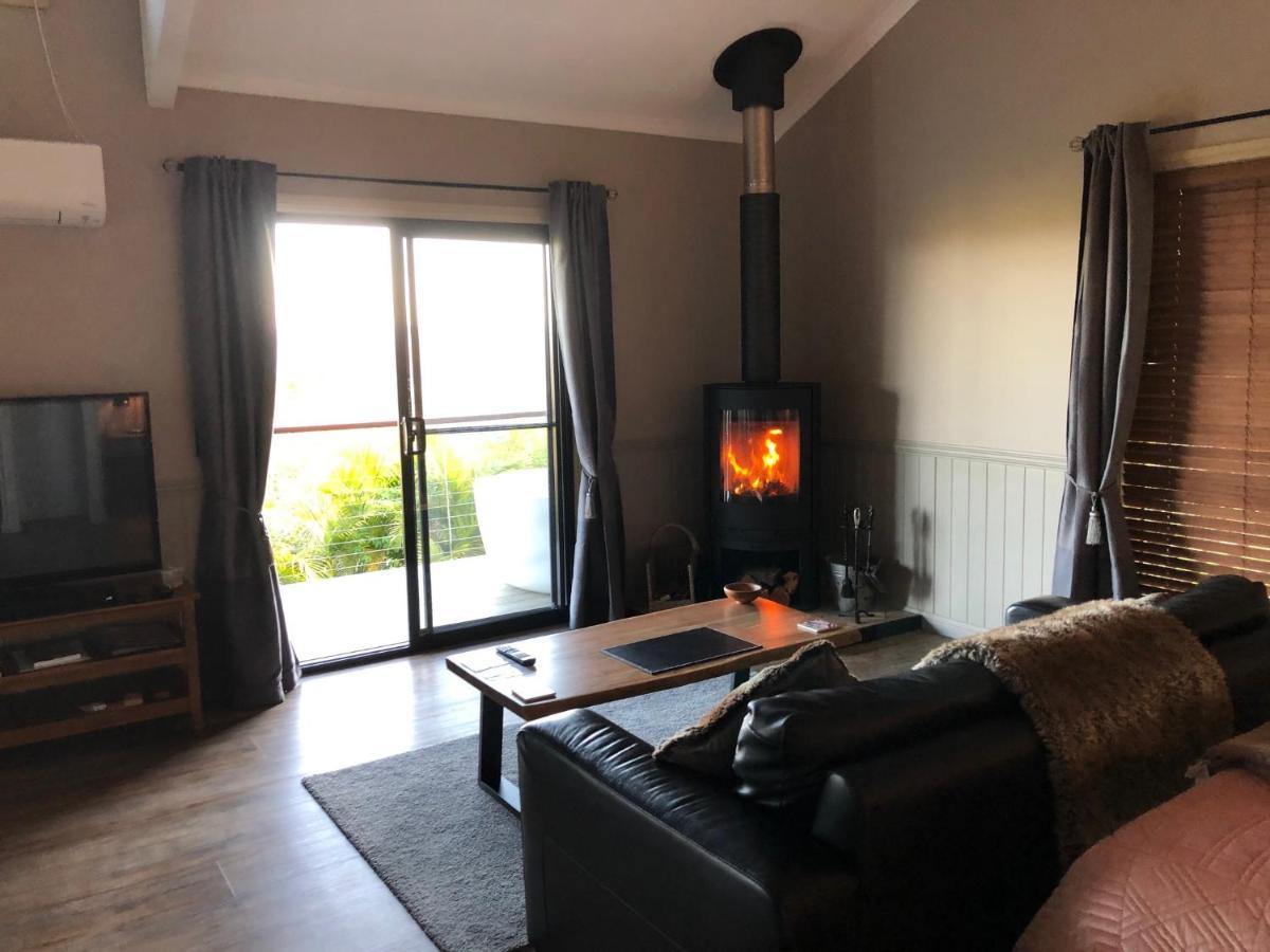 Maleny Luxury Cottages Exteriör bild