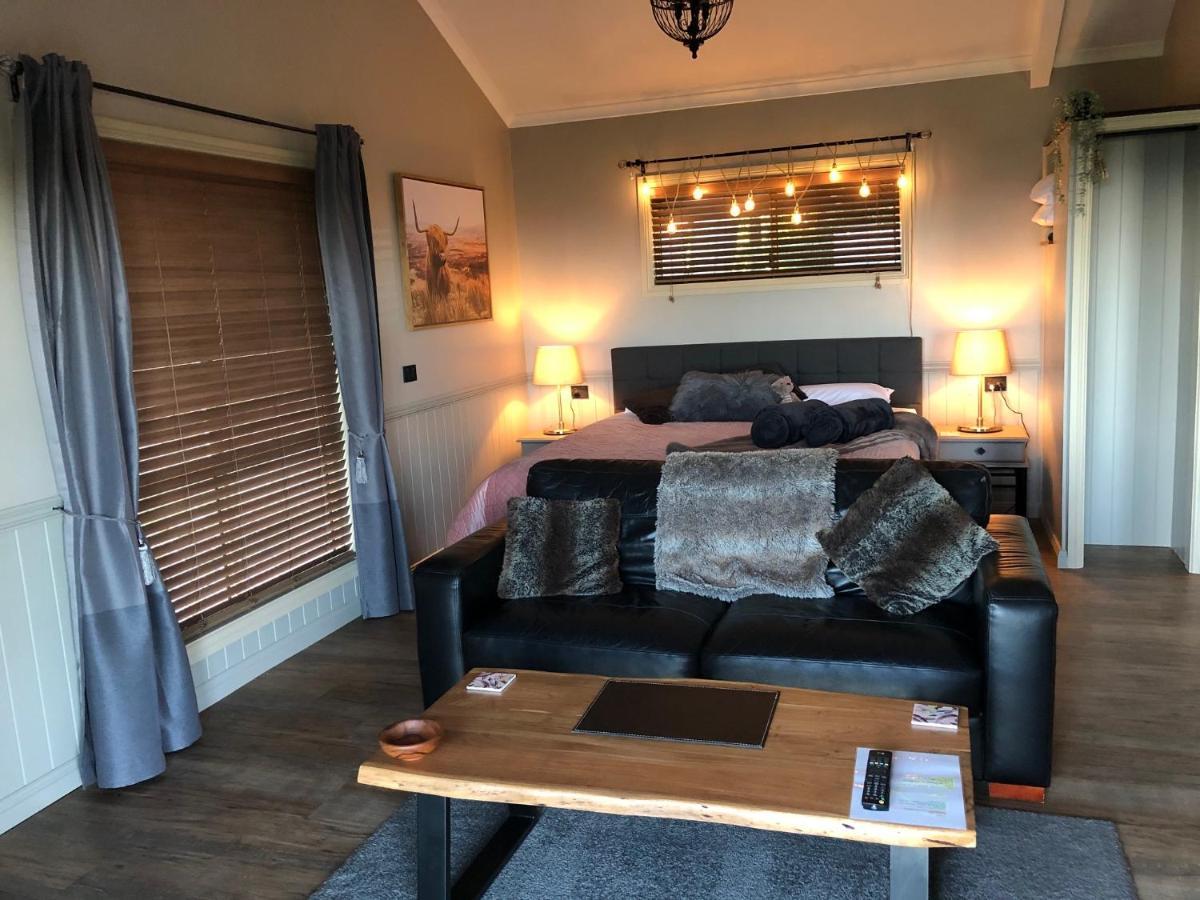 Maleny Luxury Cottages Exteriör bild