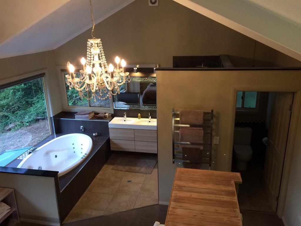 Maleny Luxury Cottages Exteriör bild