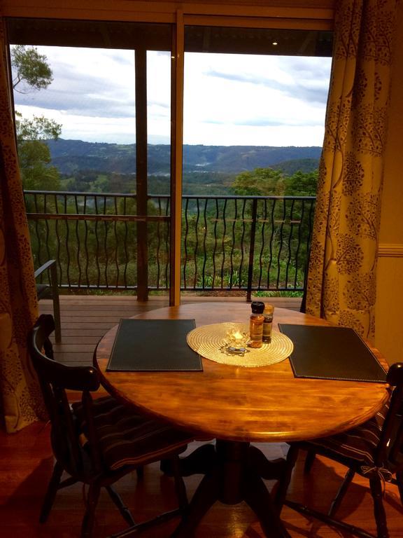 Maleny Luxury Cottages Exteriör bild