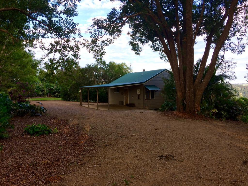 Maleny Luxury Cottages Exteriör bild